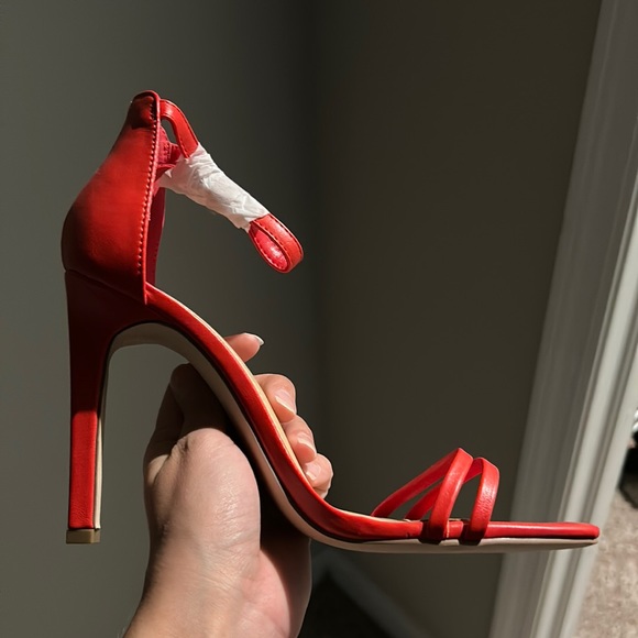 BOGO Stiletto Heeled Sandal in Red size 8.5 - Picture 3 of 6